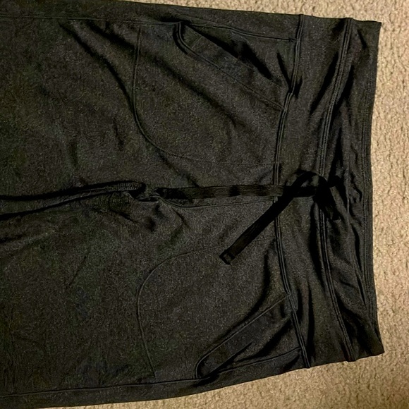 Denver Hayes Yoga Pants - Picture 1 of 5